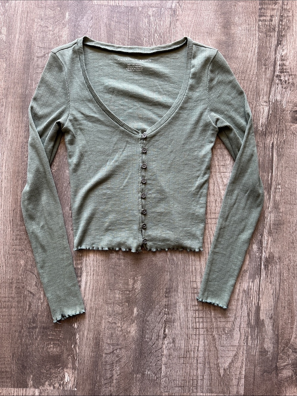 American Eagle Outfitters Olive V-Neck Button Crop Top